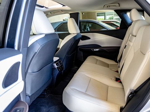 Used 2025 Lexus RX 350 Premium Plus w/ Convenience Package FWD image 30