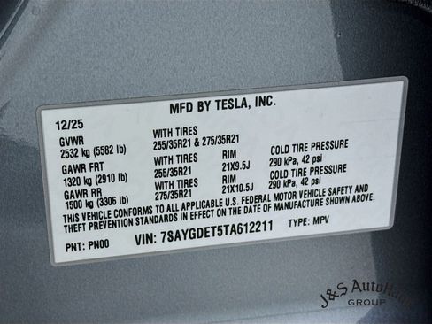 Used 2026 Tesla Model Y Performance image 39