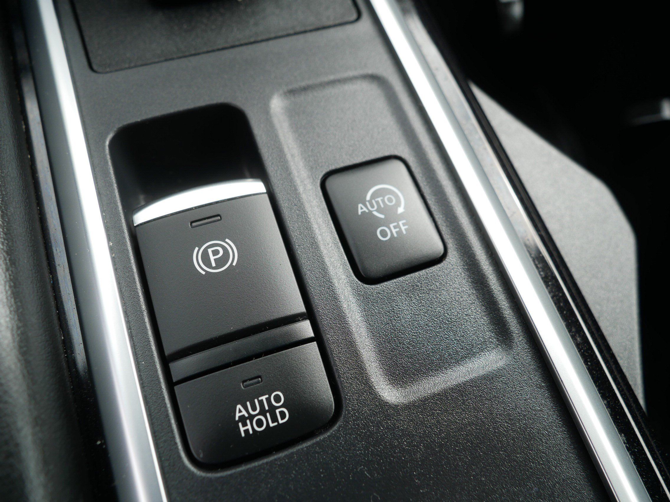 Certified 2024 Nissan Pathfinder SV AWD/4WD image 36