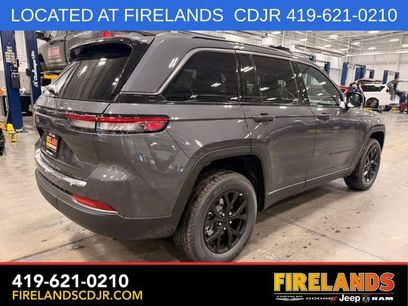 New 2026 Jeep Grand Cherokee Altitude