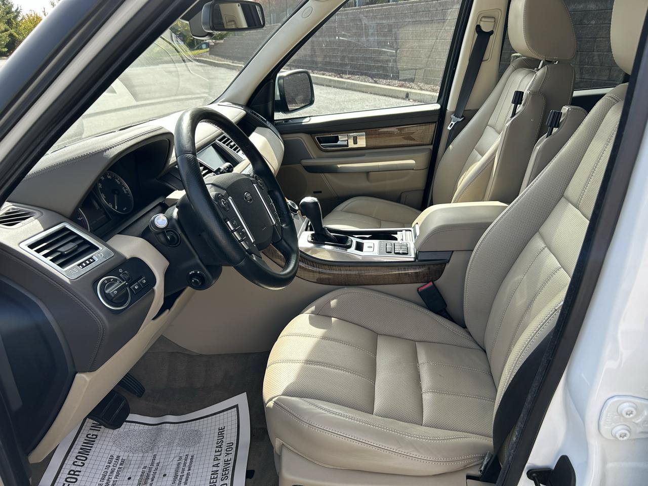 Used 2013 Land Rover Range Rover Sport HSE LUX AWD/4WD image 10