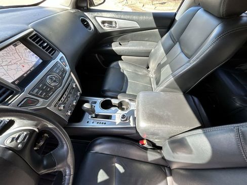 Used 2017 Nissan Pathfinder SL w/ SL Tech Package AWD/4WD image 21
