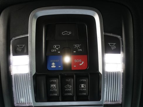 Used 2022 RAM 3500 Limited AWD/4WD image 30
