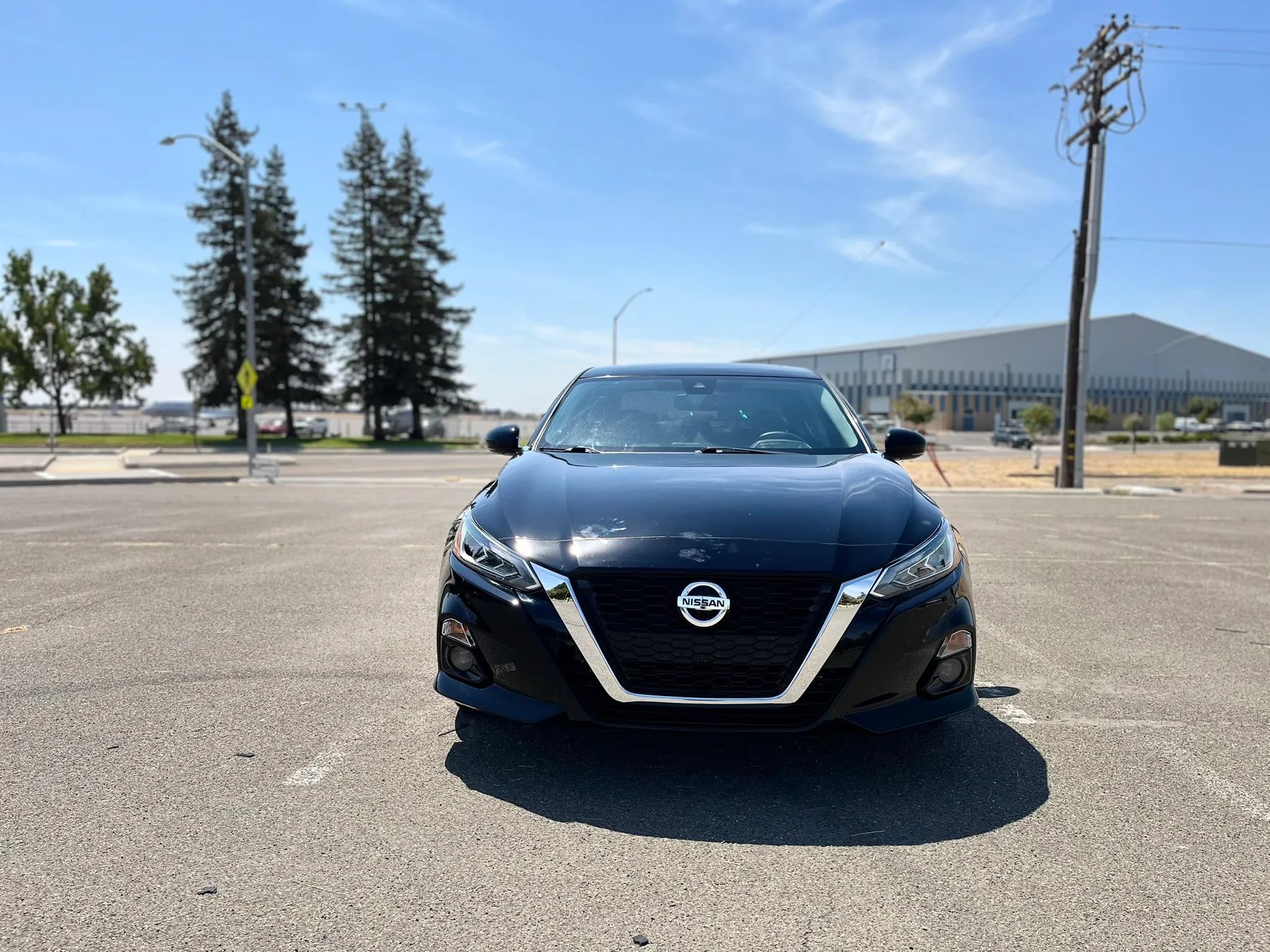 Used 2020 Nissan Altima 2.5 SV AWD/4WD image 2