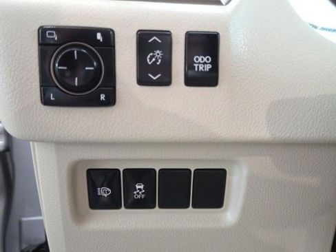 Used 2019 Lexus GX 460 460 image 13