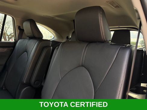 Certified 2026 Toyota Highlander Platinum AWD/4WD image 20