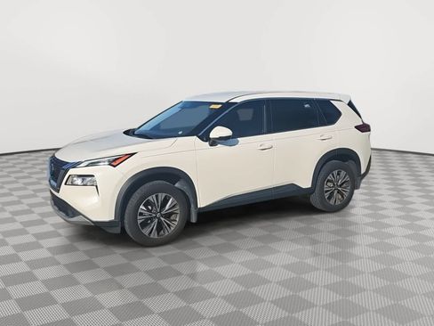 Used 2021 Nissan Rogue SV FWD image 4