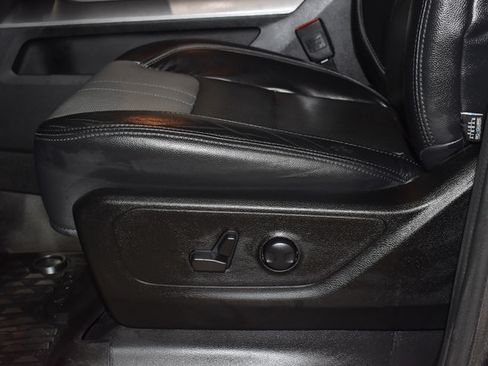 Used 2023 RAM 1500 Big Horn AWD/4WD image 32