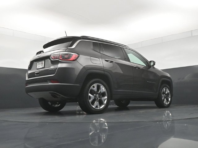Used 2019 Jeep Compass Limited w/ Advanced Safety Group AWD/4WD image 24