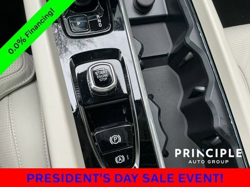 New 2026 Volvo XC60 B5 Ultra w/ Climate Package image 19