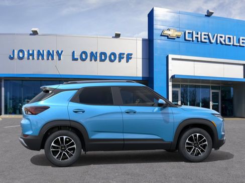 New 2026 Chevrolet TrailBlazer LT w/ Convenience Package FWD image 5