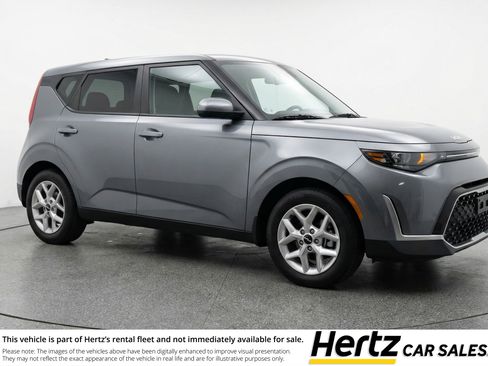 Used 2025 Kia Soul FWD image 1