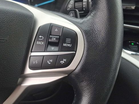 Certified 2020 Ford Explorer XLT w/ Equipment Group 202A AWD/4WD image 24