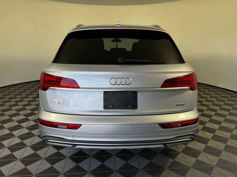 Used 2021 Audi Q5 2.0T Premium Plus w/ Premium Plus Package AWD/4WD image 6