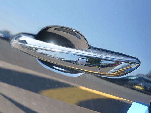 New 2025 Hyundai Elantra SEL image 7