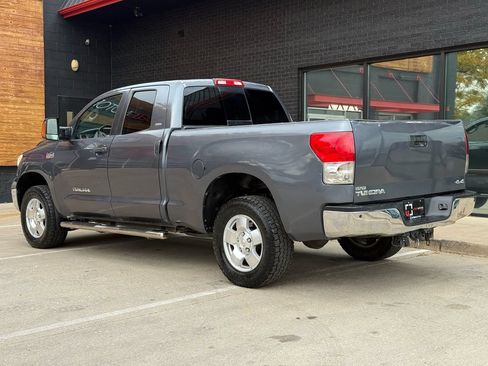 Used 2007 Toyota Tundra SR5 w/ TRD Off-Road Pkg AWD/4WD image 14