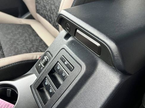 Used 2022 Ford Bronco Wildtrak AWD/4WD image 26