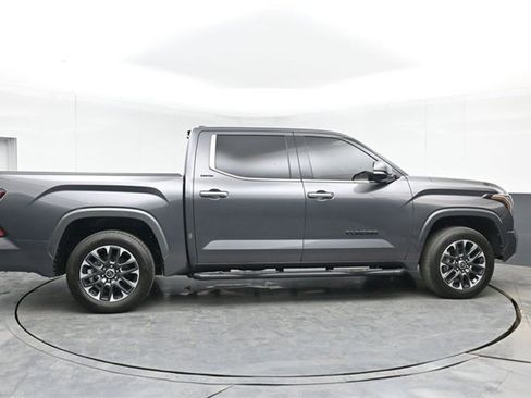 Used 2022 Toyota Tundra Limited image 15