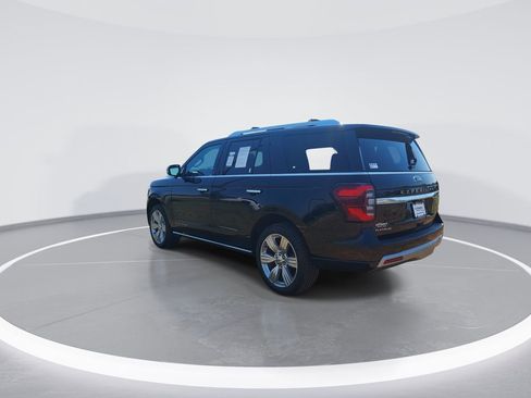 Used 2022 Ford Expedition Platinum AWD/4WD image 6