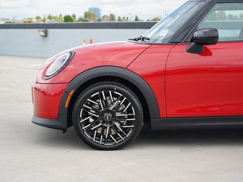 New 2026 MINI Cooper 4-Door Hardtop FWD image 2