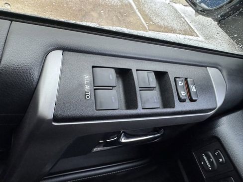 Certified 2024 Toyota 4Runner SR5 image 31