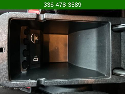 Used 2017 Jeep Cherokee Sport image 23