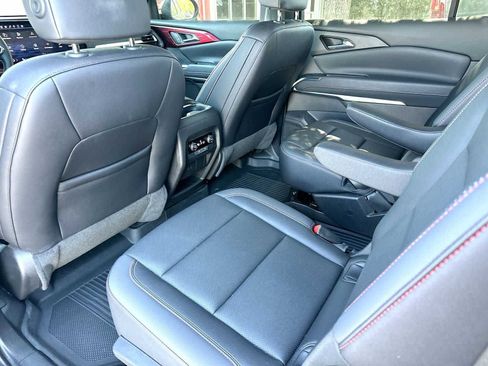 Used 2025 Chevrolet Traverse Z71 w/ LPO, Floor Liner Package image 24