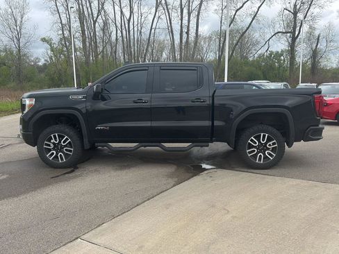 Used 2021 GMC Sierra 1500 AT4 w/ AT4 Premium Package AWD/4WD image 2