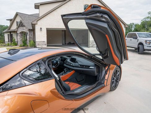 Used 2019 BMW i8 Coupe image 80