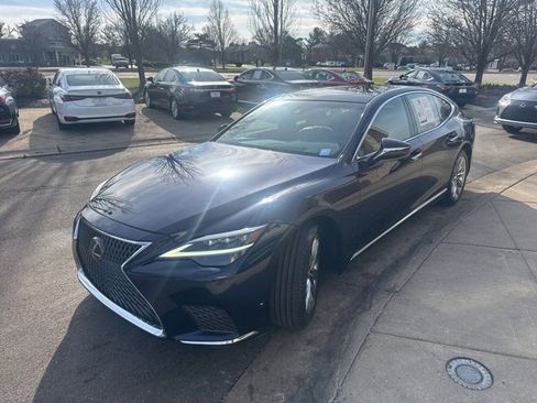 Used 2022 Lexus LS 500 AWD image 7