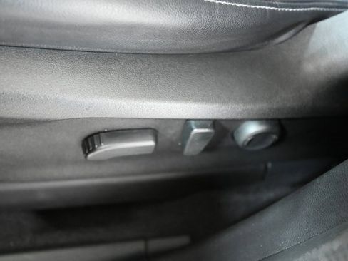 Used 2022 Subaru Ascent Touring image 27