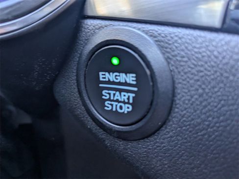 Used 2022 Ford Escape Titanium image 29