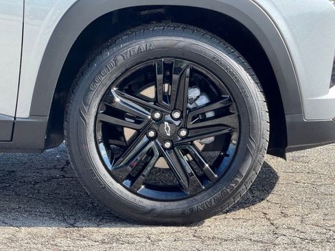 Used 2026 Chevrolet Trax ACTIV w/ Driver Confidence Package FWD image 3