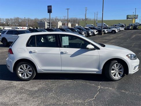 Used 2020 Volkswagen Golf 4-Door image 2