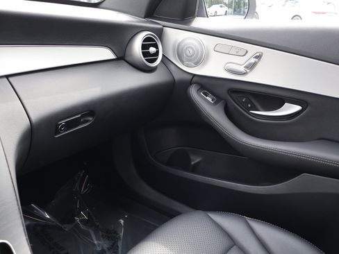 Used 2021 Mercedes-Benz C 300 Sedan image 42