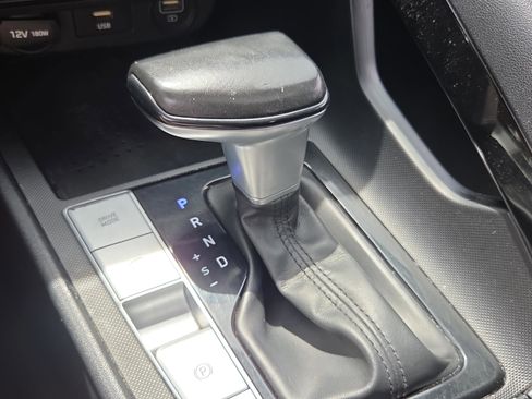 Used 2021 Hyundai Elantra SEL w/ Convenience + Premium Package image 24