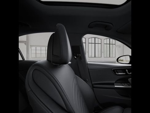 Certified 2026 Mercedes-Benz C 300 4MATIC Sedan image 43
