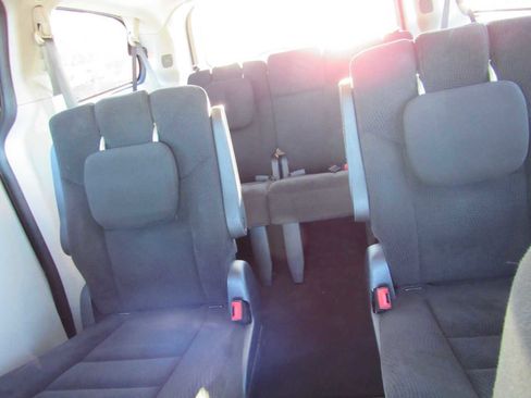 Used 2016 Dodge Grand Caravan SE w/ Quick Order Package 29E SE image 16