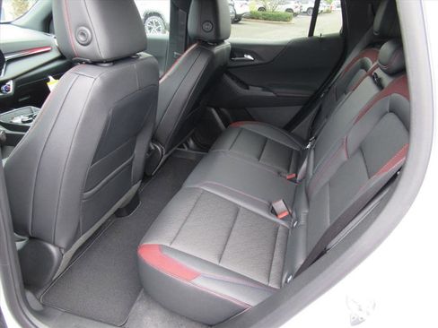 New 2026 Chevrolet Equinox RS w/ Convenience Package III FWD image 33