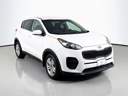 Used 2019 Kia Sportage LX FWD image 3