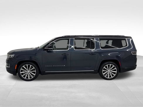 Used 2023 Jeep Grand Wagoneer L Series II AWD/4WD image 4