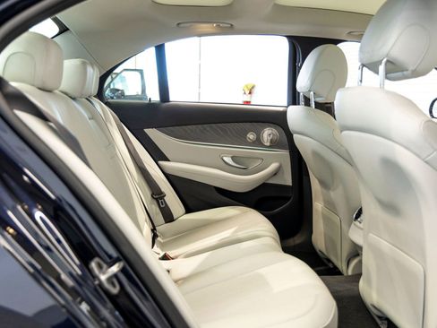 Used 2023 Mercedes-Benz E 350 Sedan image 25