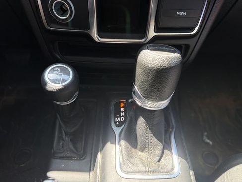 Used 2021 Jeep Gladiator Sport AWD/4WD image 29