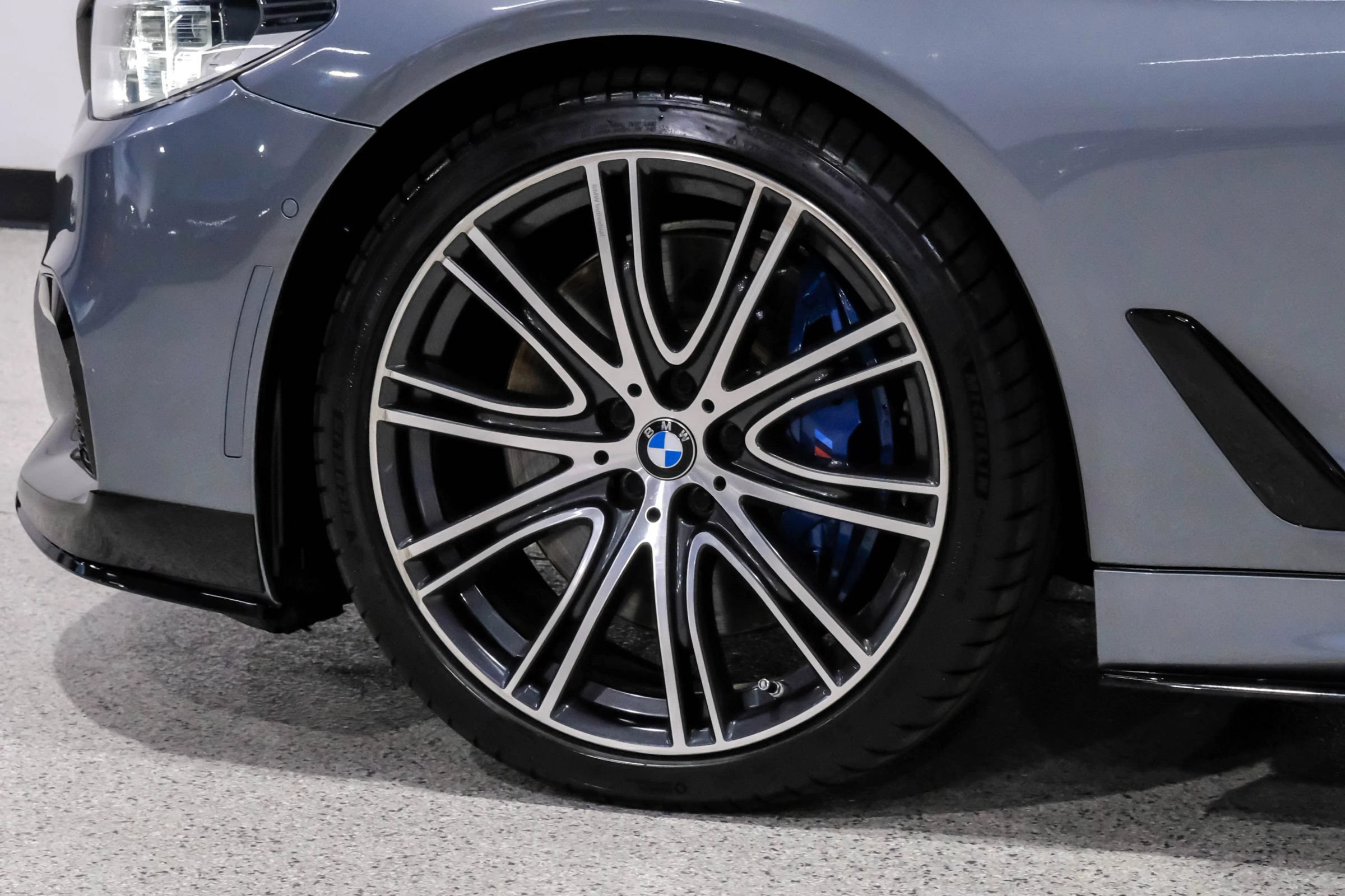 Used 2017 BMW 540i RWD image 73