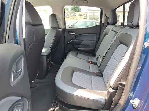 Used 2019 Chevrolet Colorado Z71 AWD/4WD image 10