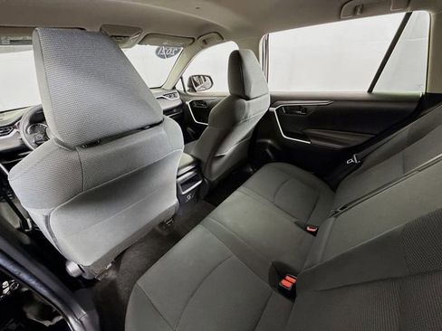 Certified 2021 Toyota RAV4 LE image 10