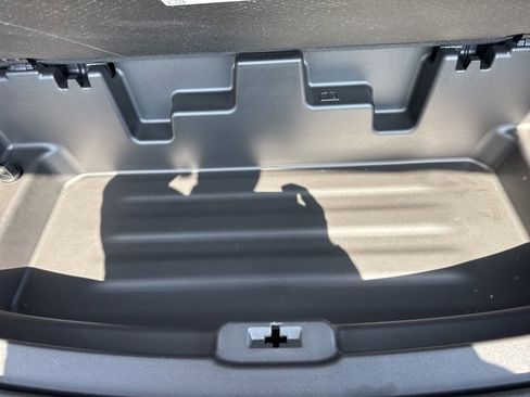 Certified 2024 Buick Enclave Essence w/ Experience Buick Package image 48