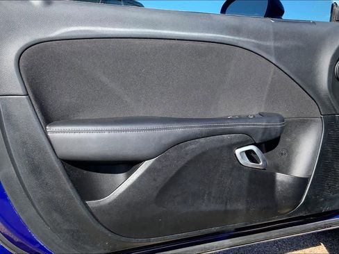 Used 2022 Dodge Challenger SXT w/ Blacktop Package image 21