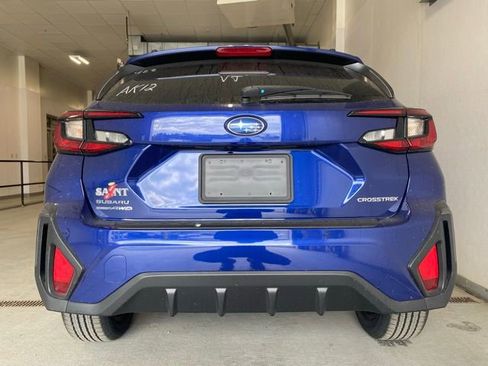 Used 2025 Subaru Crosstrek 2.5i Limited AWD/4WD image 6