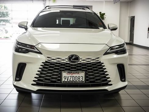 Used 2025 Lexus RX 350 Premium w/ Convenience Package AWD/4WD image 4